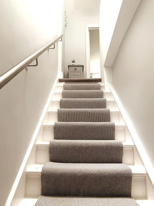 A Beautiful And Stylish 2 Bed Flat Close To Beach Bournemouth Buitenkant foto
