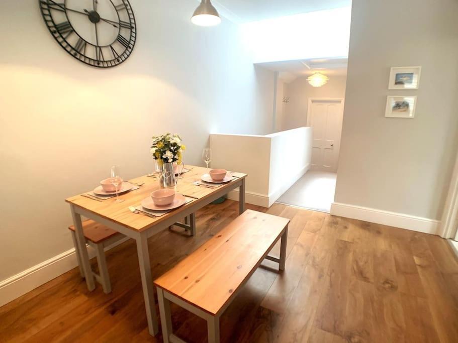 A Beautiful And Stylish 2 Bed Flat Close To Beach Bournemouth Buitenkant foto