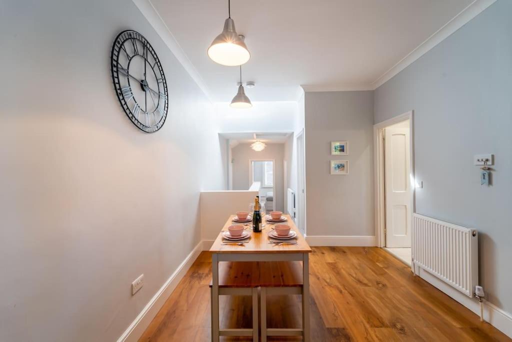 A Beautiful And Stylish 2 Bed Flat Close To Beach Bournemouth Buitenkant foto